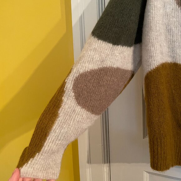 Everlane Camo Crew Neck Sweater - Picture 9 of 15